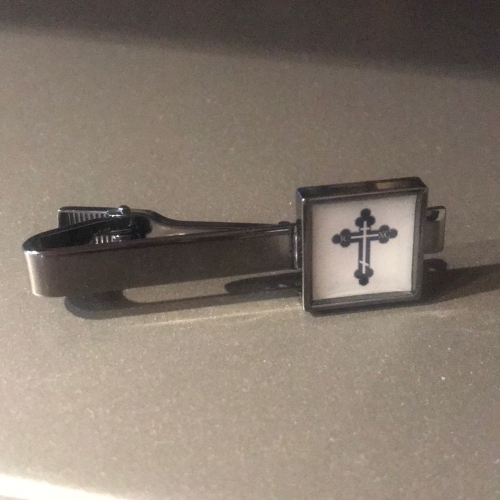 Orthodox cross custom tie bar